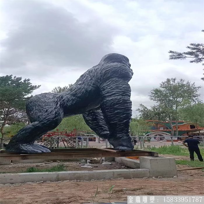 玻璃鋼大型金剛雕塑 (3)